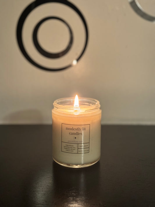 Fresh Bed Sheets 8oz Candle